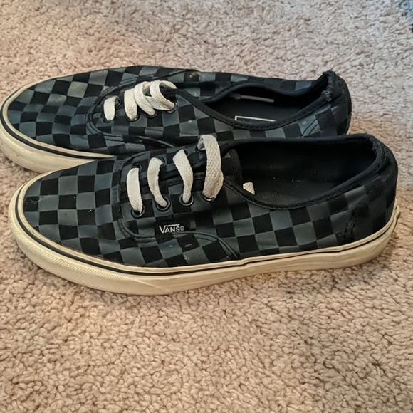 Checkered vans - Picture 5 of 5